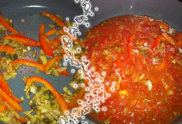 tomaten ansjovissaus