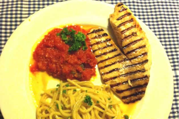 ansjovis spaghetti tilapia fattoria la vialla